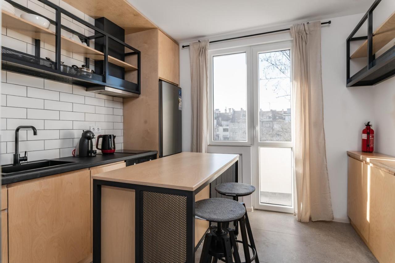 Industrial 2-Bdr Flat By The National Stadium Sofya Dış mekan fotoğraf