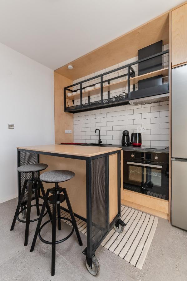 Industrial 2-Bdr Flat By The National Stadium Sofya Dış mekan fotoğraf