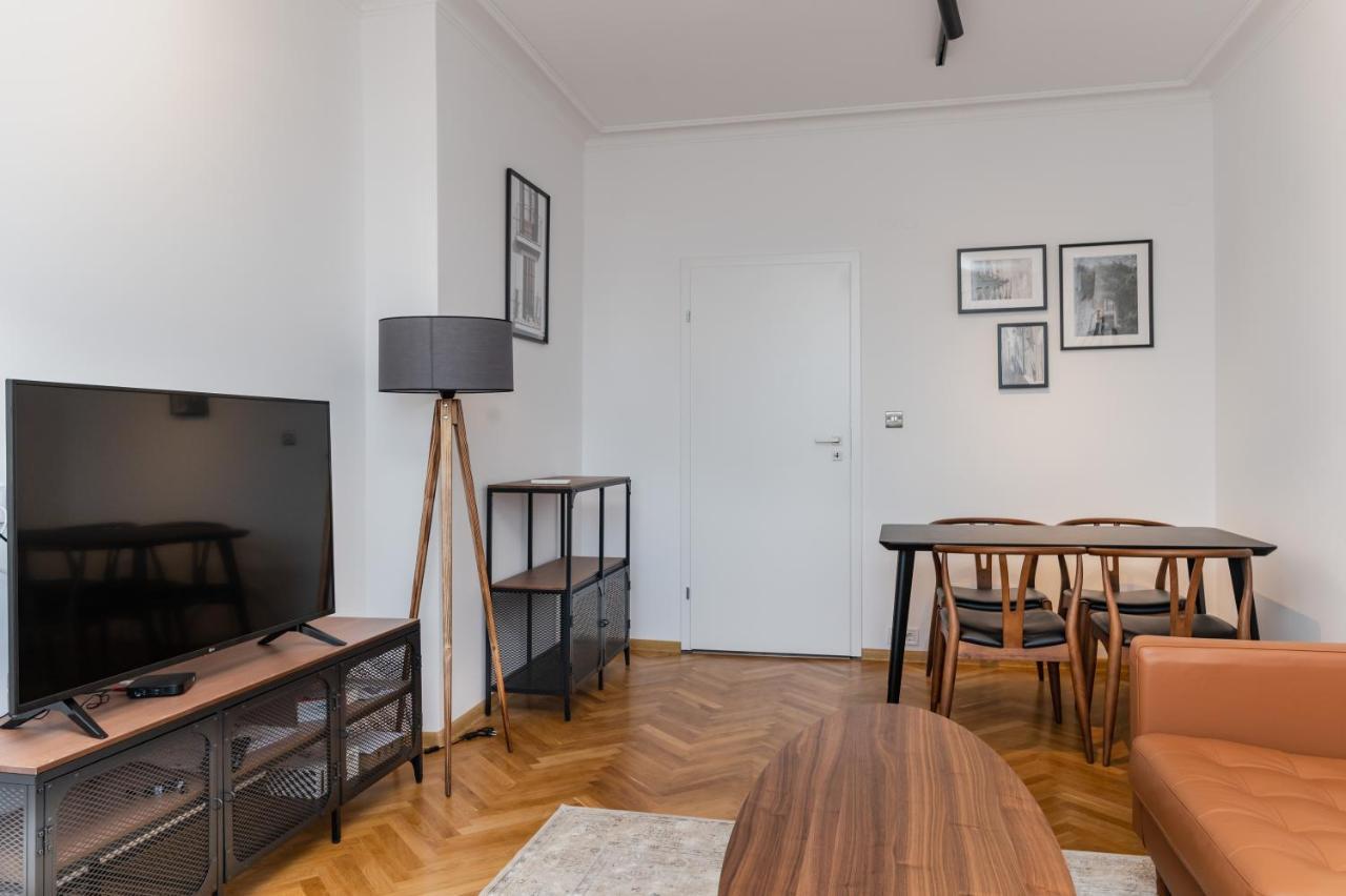 Industrial 2-Bdr Flat By The National Stadium Sofya Dış mekan fotoğraf